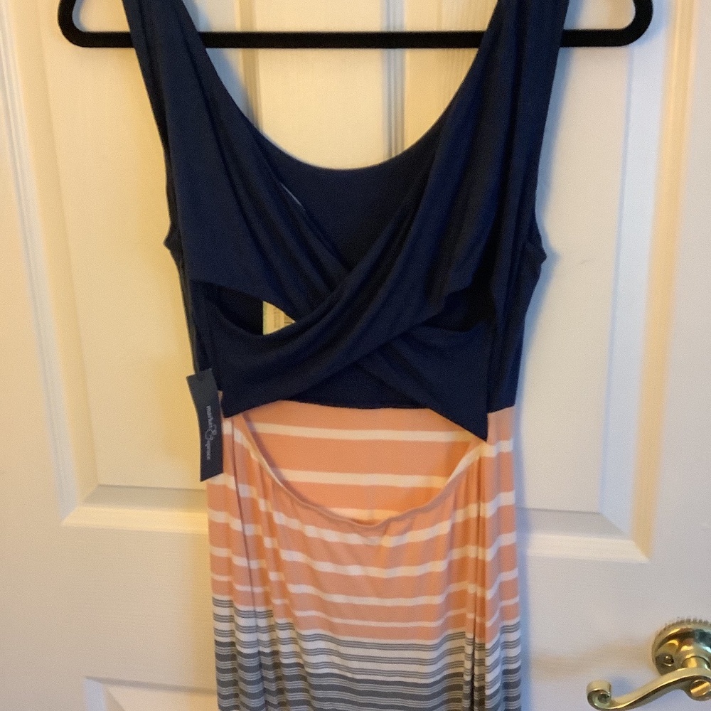 Open back maxi - Picture 3 of 3
